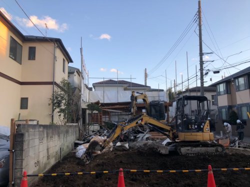 大宮区三橋 木造住宅解体重機による建物の解体工事