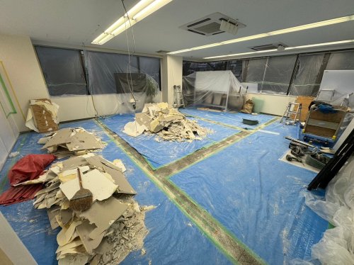 東京都新宿区西新宿 内装解体工事 施行事例ビル内装解体工事