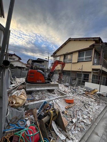 神奈川県大和市上草柳 木造住宅二階建て解体工事 施工事例重機による木造住宅二階建て解体工事