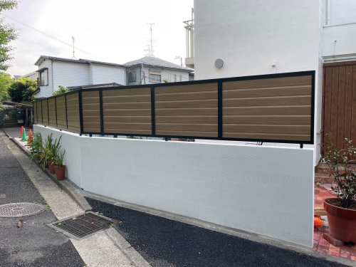 神奈川県横浜市都筑区 エクステリア目隠しフェンス 施工事例エクステリア目隠しフェンス設置工事
