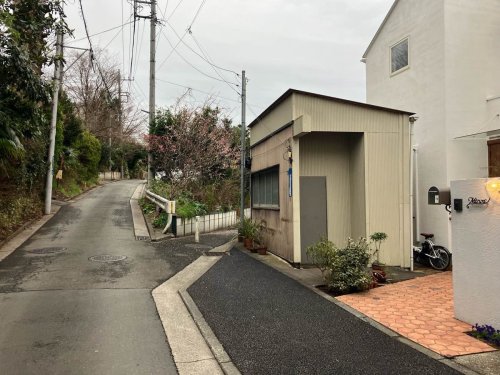 神奈川県横浜市都筑区 倉庫解体工事 施工事例木造倉庫解体工事着工前の様子