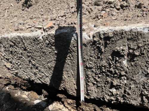 東京都江東区東砂 基礎解体工事 施工事例鉄筋コンクリート基礎解体工事着工前の様子