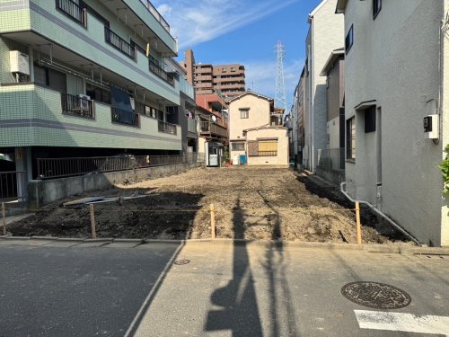 東京都江東区東砂 基礎解体工事 施工事例鉄筋コンクリート基礎解体工事後の整地