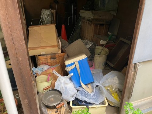 東京都目黒区下目黒 残置物撤去工事 施工事例残置物撤去工事前の現場