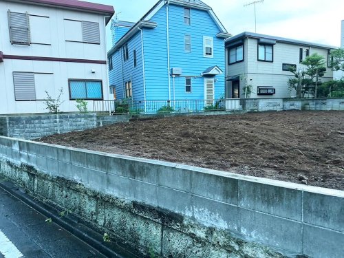 神奈川県伊勢原市高森台 木造解体工事 施工事例木造二階建て解体工事後の整地