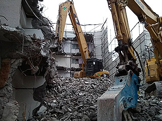 60坪の建物の解体工事費用の内訳